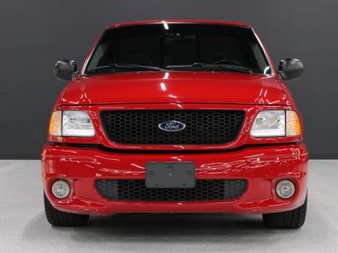 Used 1999 Ford F150 Lightning RWD image 26