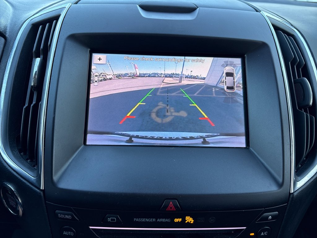 Used 2019 Ford Edge Titanium w/ Equipment Group 301A AWD/4WD image 20