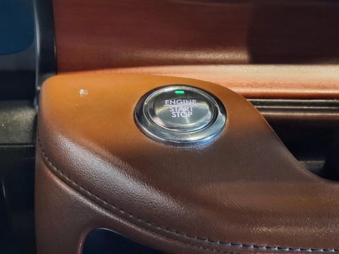 Used 2021 Lincoln Aviator Reserve w/ Equipment Group 202A AWD/4WD image 27