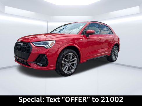 Certified 2023 Audi Q3 2.0T Premium w/ Black Optic Sport Package AWD/4WD image 8