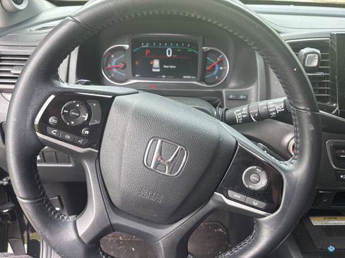 Used 2021 Honda Pilot Special Edition image 13