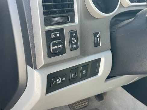 Used 2010 Toyota Tundra 2WD Double Cab image 7