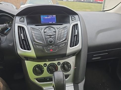 Used 2013 Ford Focus SE image 22
