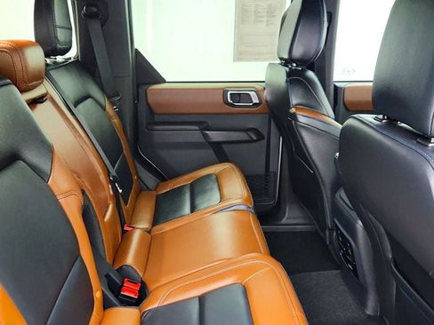 Used 2024 Ford Bronco Outer Banks w/ Sasquatch Package image 22