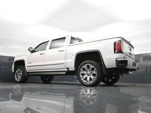 Used 2018 GMC Sierra 1500 Denali w/ Denali Ultimate Package image 43