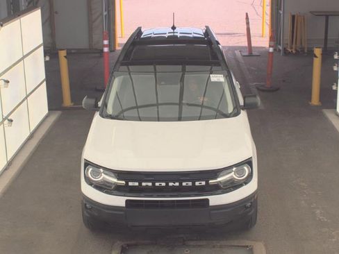 Used 2022 Ford Bronco Sport Outer Banks w/ Tech Package AWD/4WD image 3