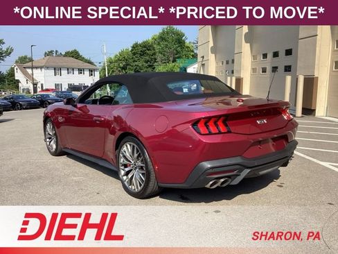 Used 2025 Ford Mustang GT Premium RWD image 6