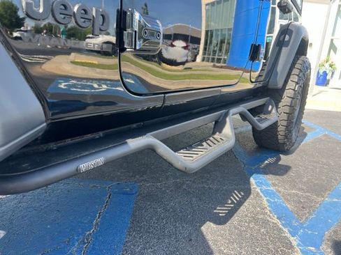 Used 2023 Jeep Wrangler Unlimited Sport AWD/4WD image 14