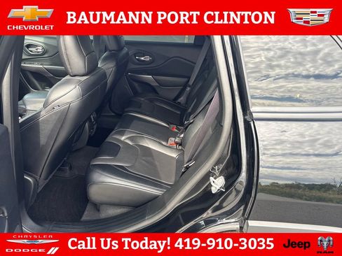 Used 2022 Jeep Cherokee Limited AWD/4WD image 26