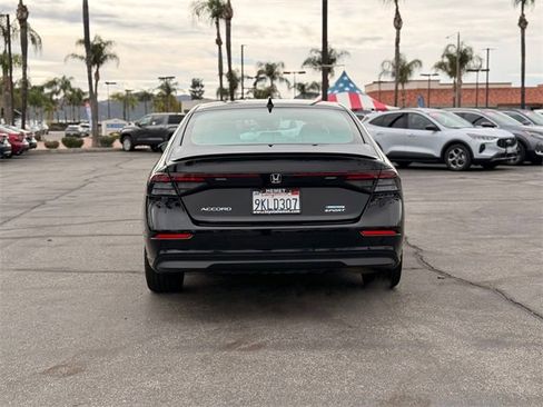 Used 2024 Honda Accord Sport image 7