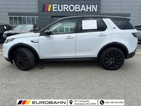 Used 2020 Land Rover Discovery Sport SE AWD/4WD image 2