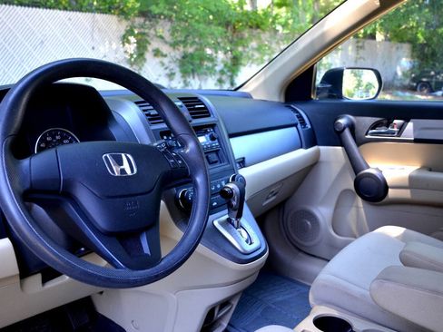 Used 2011 Honda CR-V LX image 16