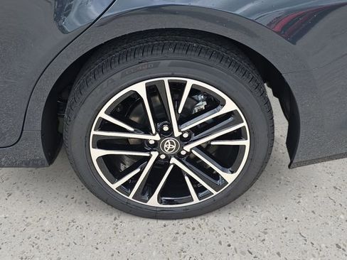 New 2026 Toyota Camry XLE FWD image 32
