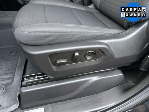 Used 2024 GMC Sierra 2500 SLE w/ Max Trailering Package image 19