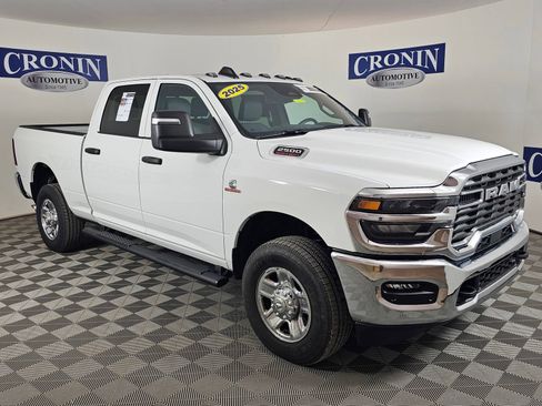 Used 2025 RAM 2500 Tradesman AWD/4WD image 7