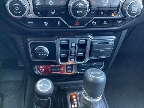 Used 2021 Jeep Wrangler Unlimited Rubicon w/ Dual Top Group image 20