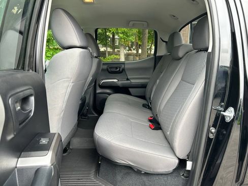 Used 2021 Toyota Tacoma SR5 RWD image 24