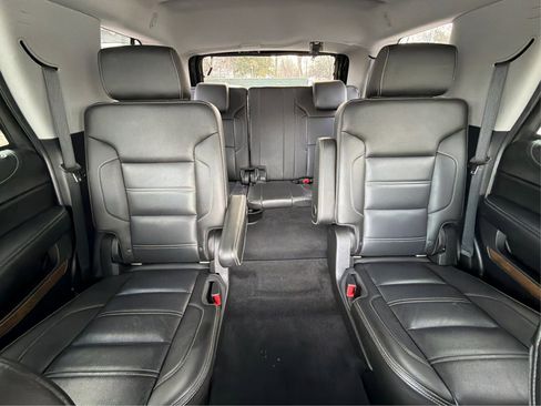Used 2019 GMC Yukon Denali image 40