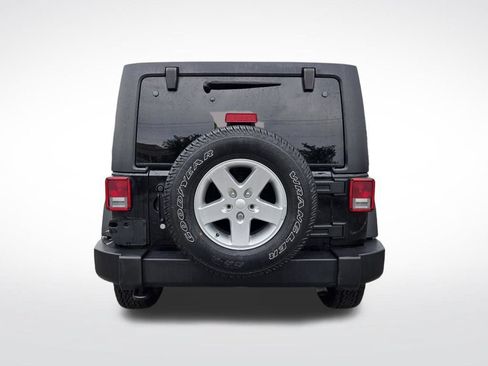 Used 2016 Jeep Wrangler Unlimited Sport w/ Quick Order Package 24S AWD/4WD image 4
