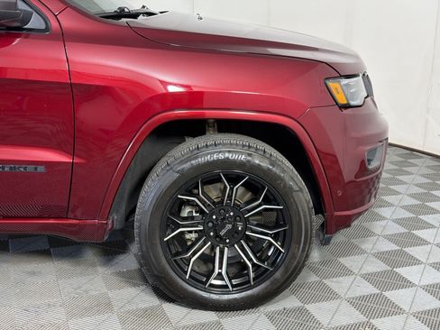 Used 2021 Jeep Grand Cherokee Limited AWD/4WD image 13