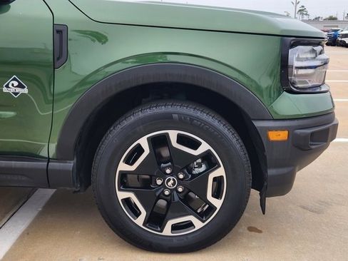 Used 2024 Ford Bronco Sport Outer Banks image 8