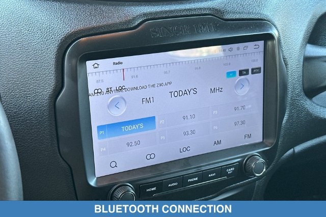 Used 2016 Jeep Renegade Latitude FWD image 20