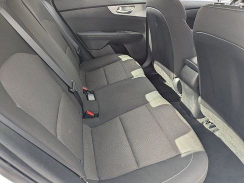 Used 2023 Kia Forte LXS image 11