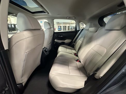 Used 2024 Honda HR-V EX-L image 18