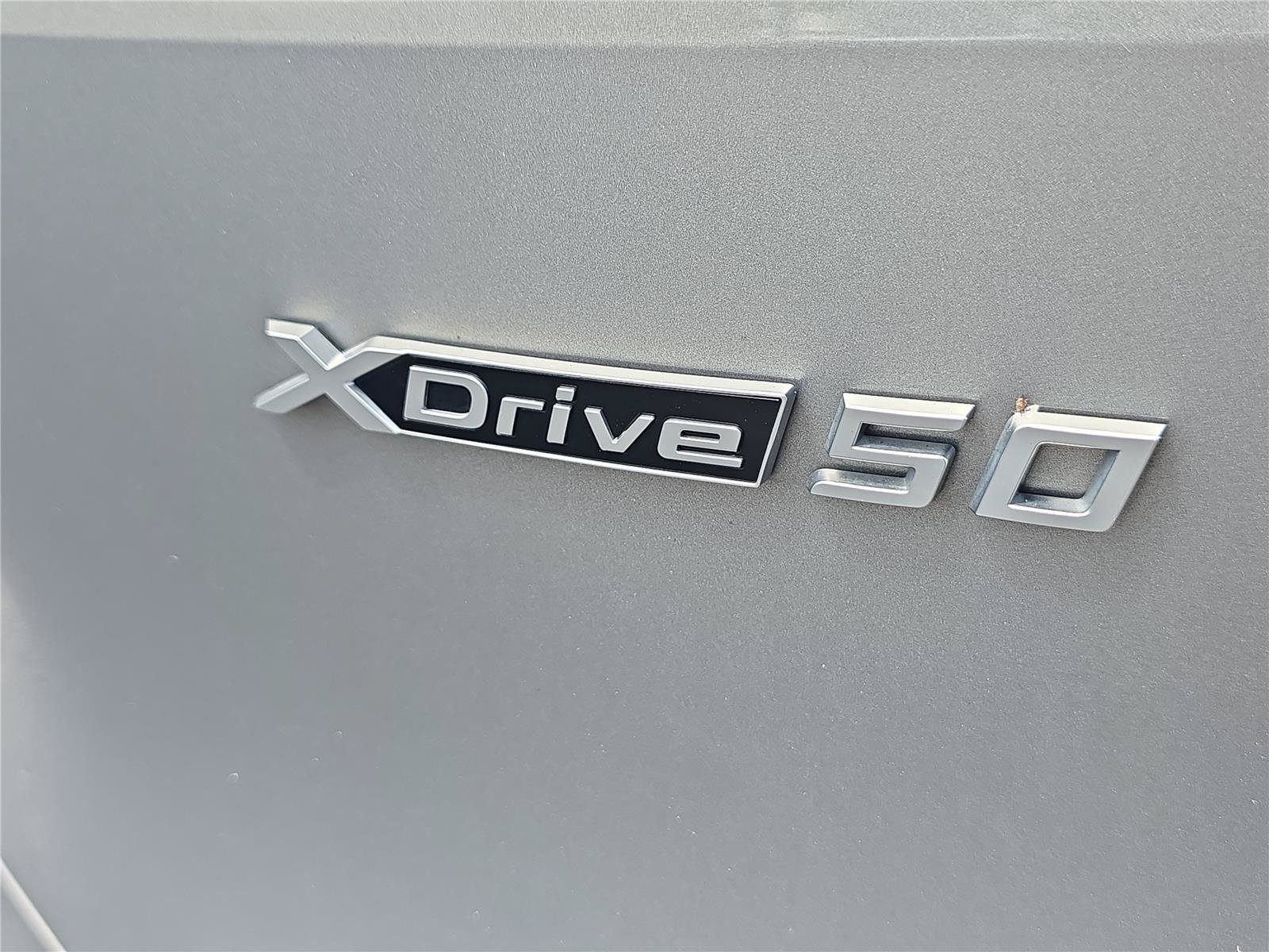 Used 2024 BMW iX xDrive50 AWD/4WD image 5