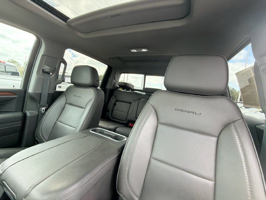 Used 2025 GMC Sierra 1500 Denali w/ Denali Reserve Package AWD/4WD image 26