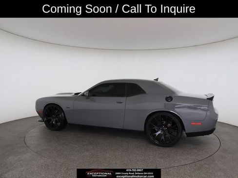 Used 2019 Dodge Challenger R/T w/ Blacktop Package RWD image 9