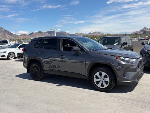 Used 2025 Toyota RAV4 LE AWD/4WD image 3