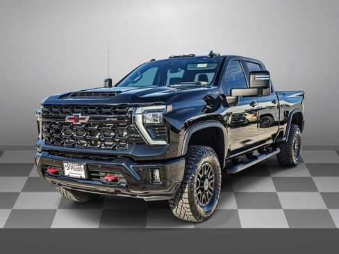 Certified 2025 Chevrolet Silverado 2500 ZR2 w/ Technology Package image 3