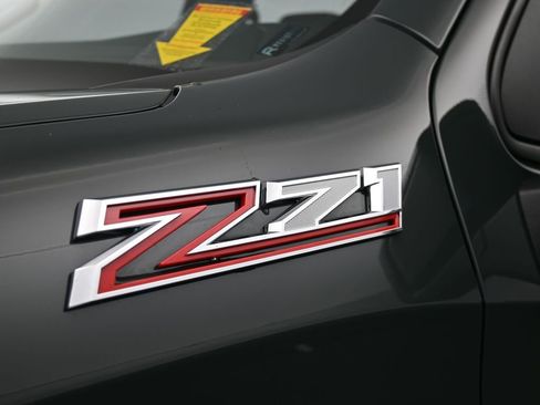 Used 2025 Chevrolet Silverado 1500 LT Trail Boss w/ Convenience Package II image 30