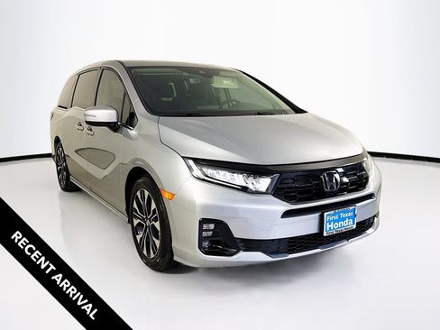Used 2026 Honda Odyssey Elite image 1