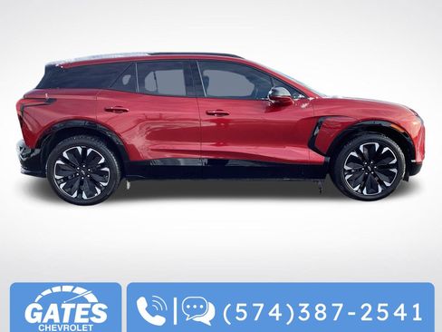 Used 2024 Chevrolet Blazer EV RS image 11