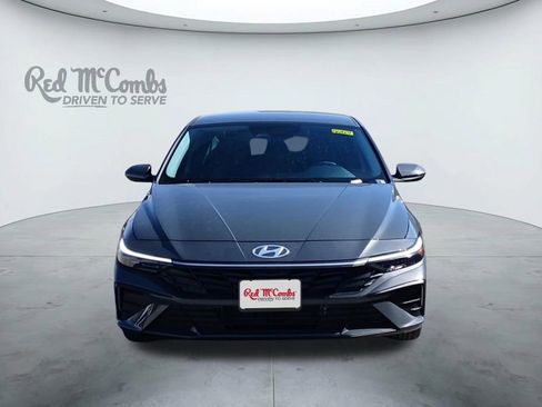 New 2026 Hyundai Elantra Hybrid FWD image 8