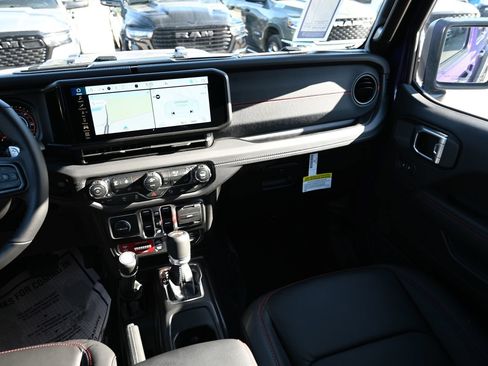 New 2026 Jeep Wrangler Unlimited Rubicon 392 image 19