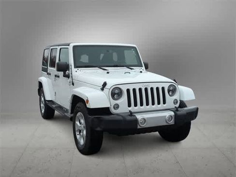 Used 2015 Jeep Wrangler Unlimited Sahara w/ Connectivity Group image 2