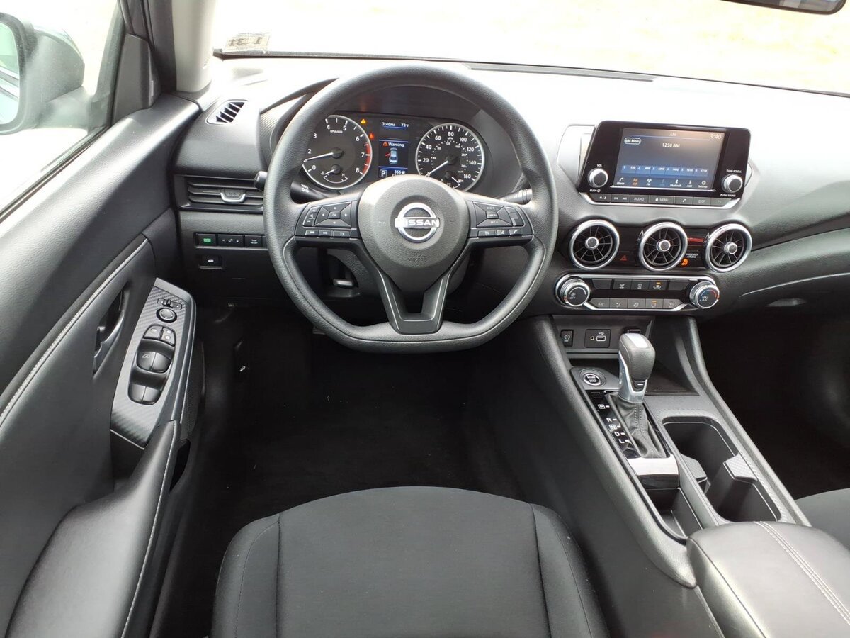 Used 2025 Nissan Sentra S FWD image 9
