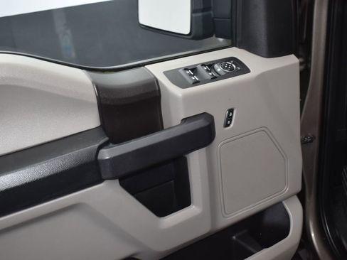 Used 2019 Ford F150 XL image 9
