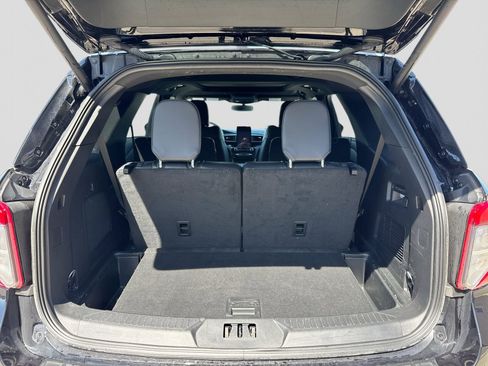Used 2023 Ford Explorer ST w/ Equipment Group 401A AWD/4WD image 43