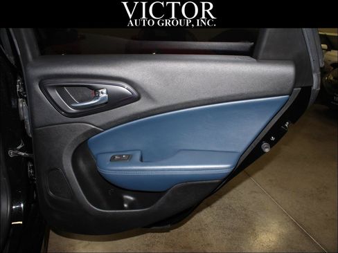 Used 2015 Chrysler 200 S w/ Navigation & Sound Group I AWD/4WD image 30