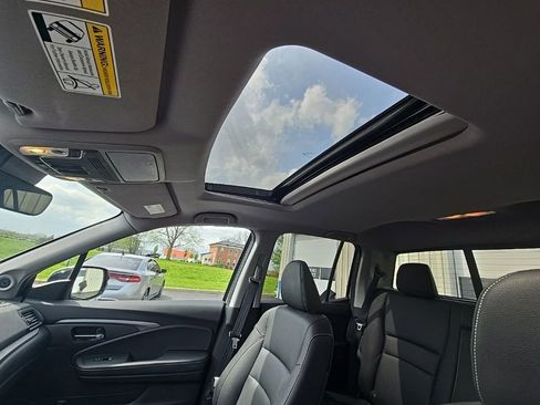 Used 2023 Honda Ridgeline RTL-E image 15