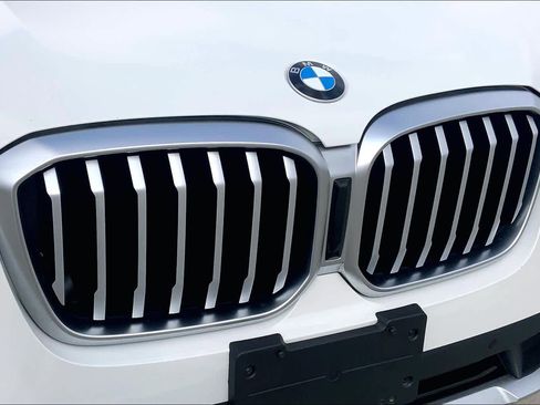 Certified 2023 BMW X3 sDrive30i w/ Premium Package image 29