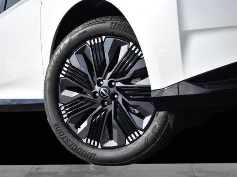 New 2026 Nissan Murano Platinum image 3