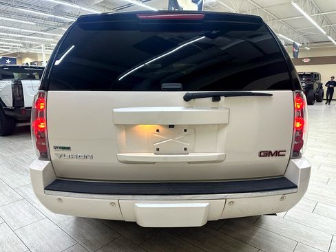 Used 2012 GMC Yukon Denali image 8