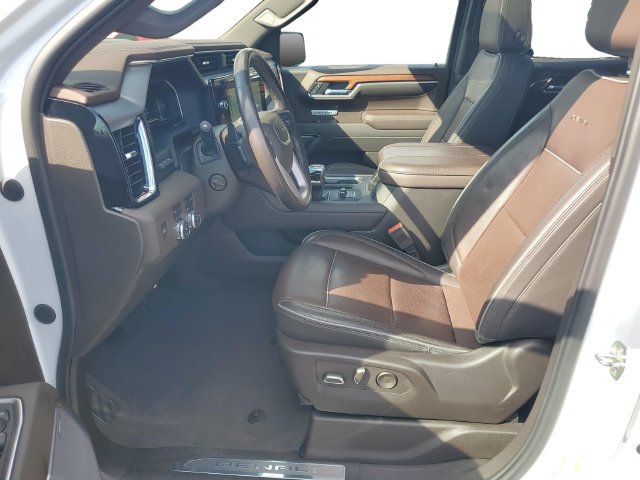 Used 2023 GMC Sierra 1500 Denali w/ Denali Reserve Package AWD/4WD image 9