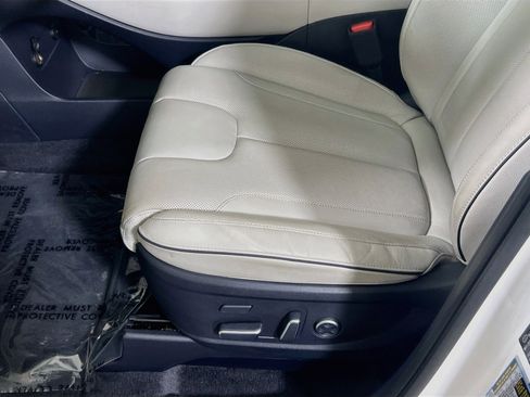 Used 2023 Hyundai Palisade Limited AWD/4WD image 19