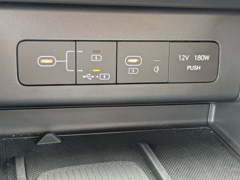Used 2025 Hyundai Sonata Limited FWD image 30